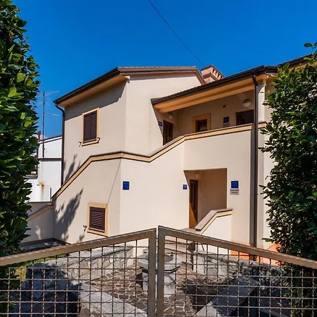 Downtown Apartments Dorian And Nadia Opatija Exterior foto